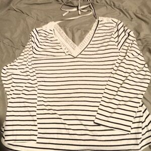 Shein Curve 4XL White / Navy Striped V-Neck 3/4 Sleeve Crochet Detail Halter Tie